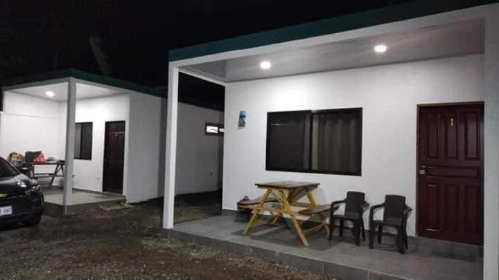 Bari Campings Resort Puerto Viejo de Talamanca Exteriér fotografie